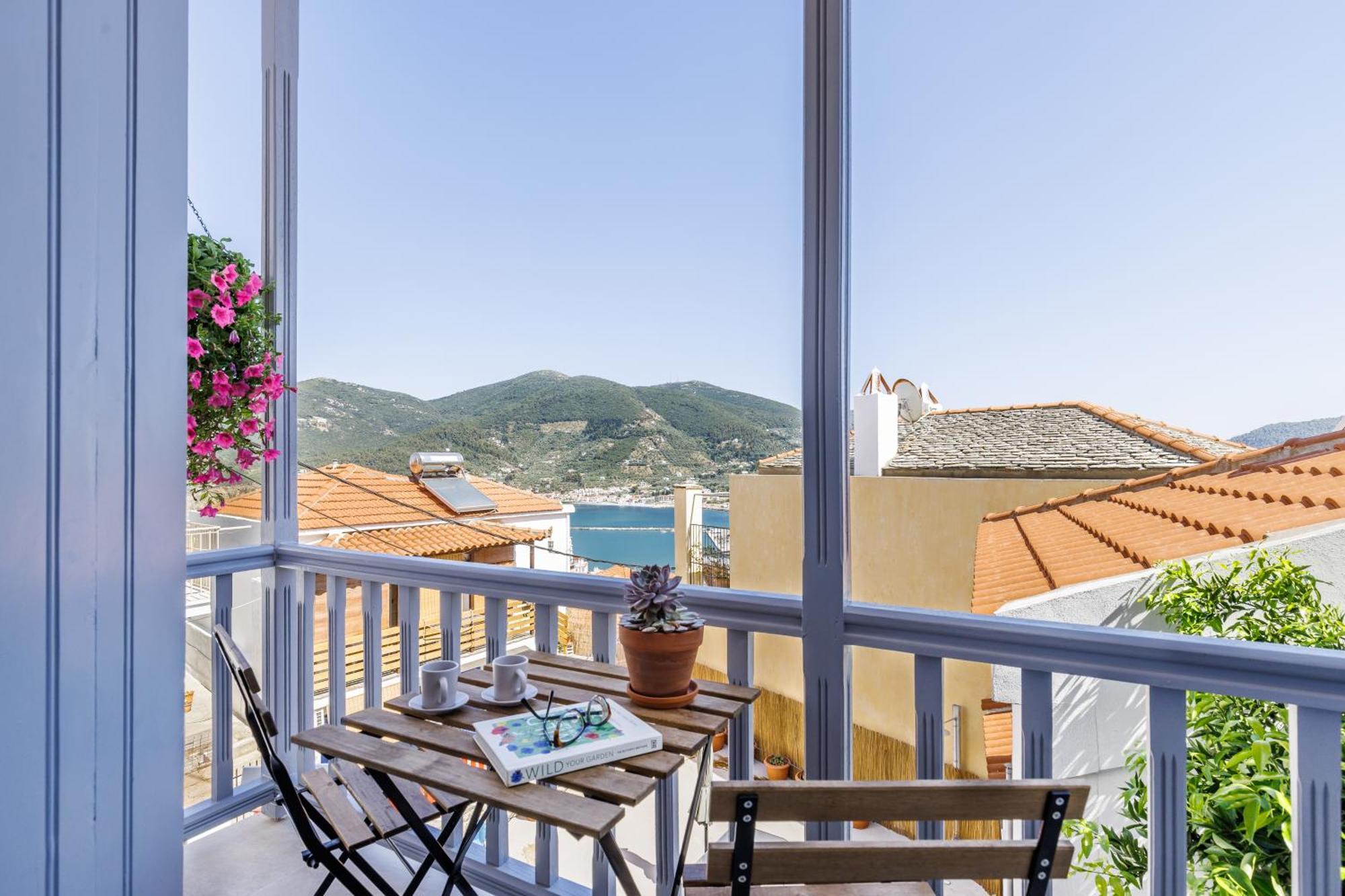 The Botanist Guesthouse Skopelos Town Exterior foto